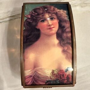 Vintage Style Decorative Glass Jewelry Trinket Box w Young Woman Portrait *FLAW*